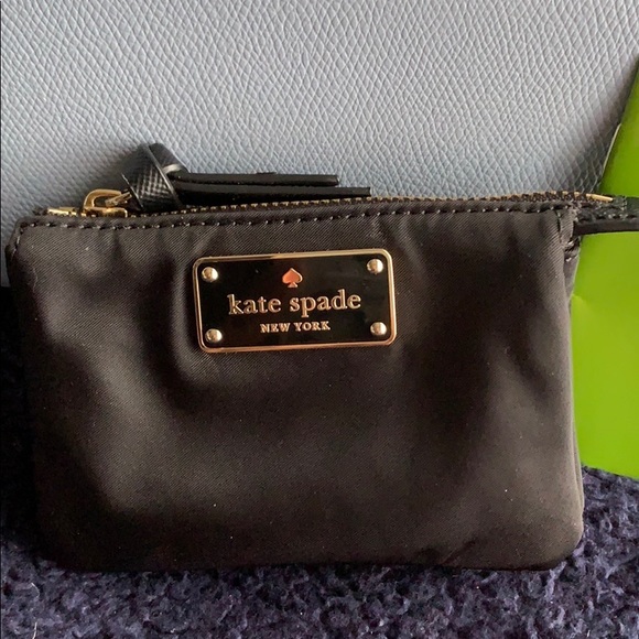Kate Spade โ ๏ธ Mini Natasha credit card ๐ณ wallet - Picture 3 of 5